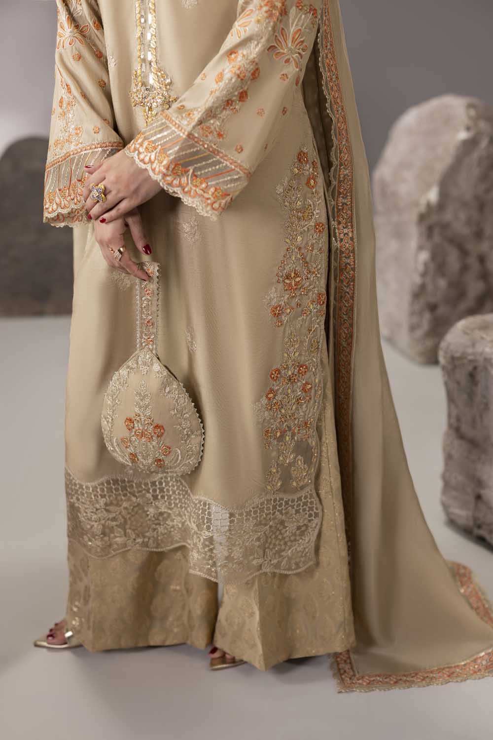 ZR-2639 | GOLD