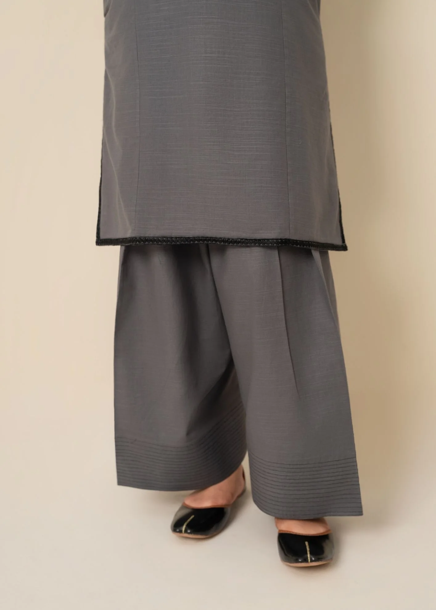 pc Embroidered Khaddar with Farshi Shalwar Grey AML-W25-0021