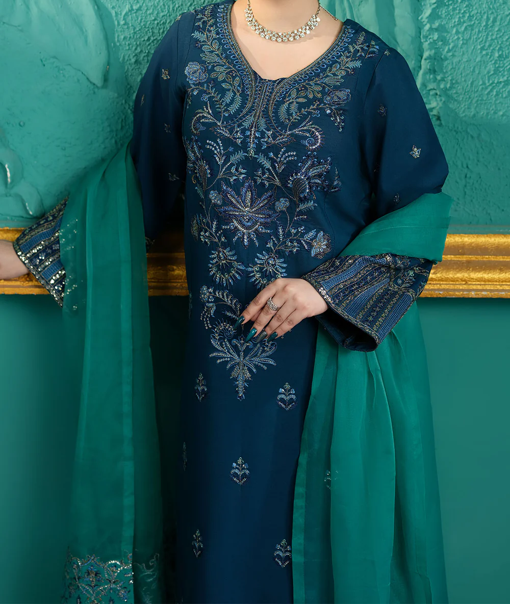 Crown Fiora EID