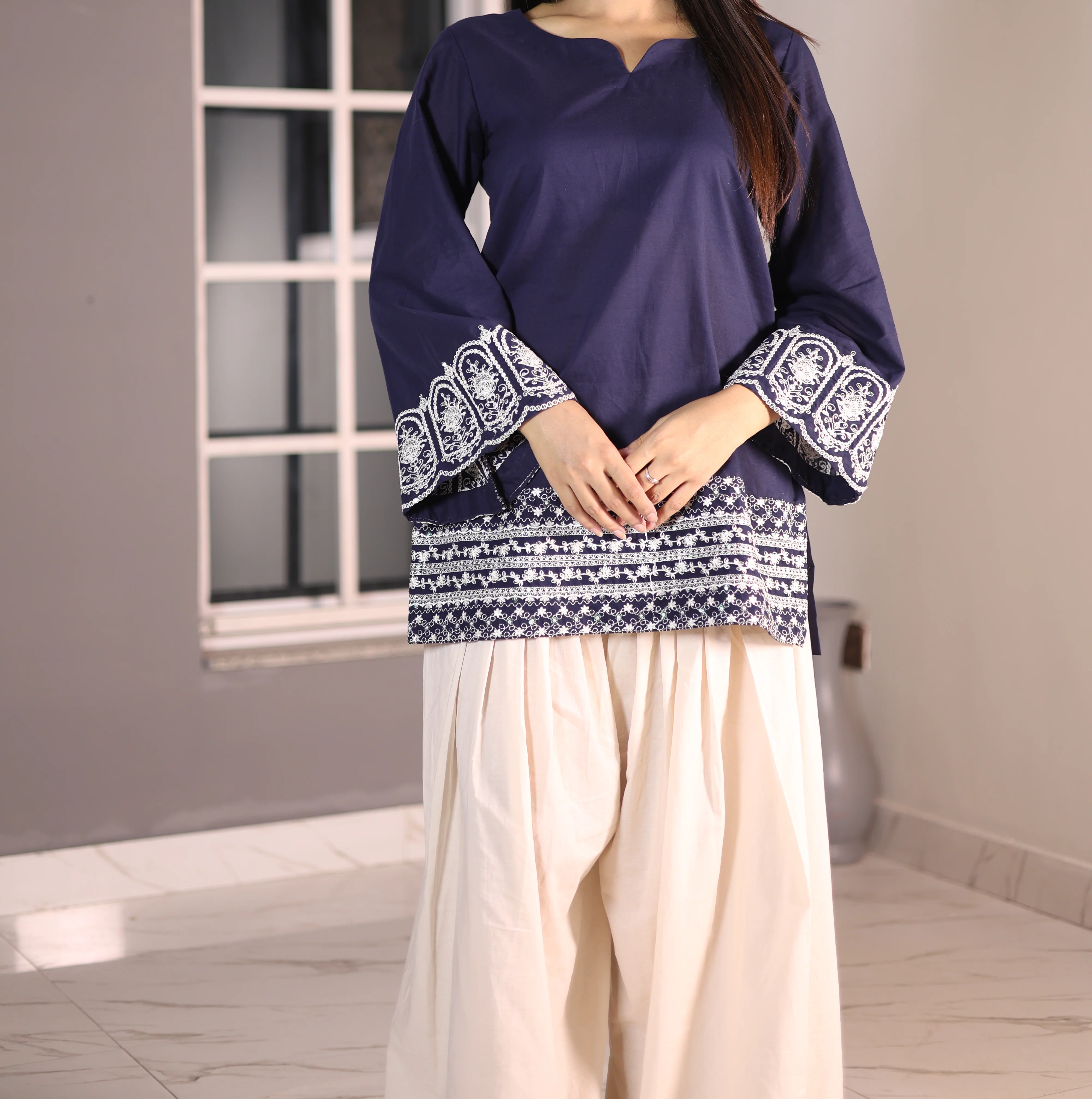 Minar blue kurti