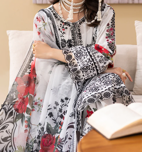 PEARL – Printed Luxury Pret
