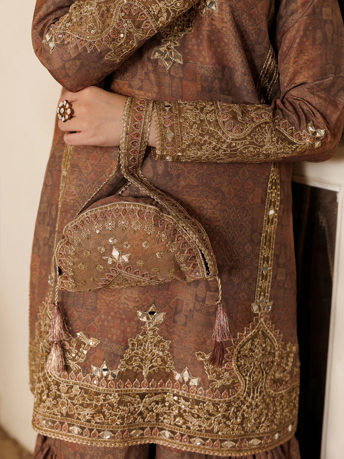BLS-203 4PC STITCHED