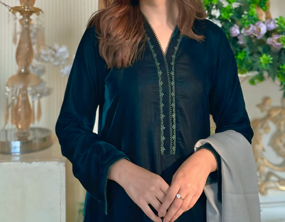 Velvet Dark Green Dress with Shawl