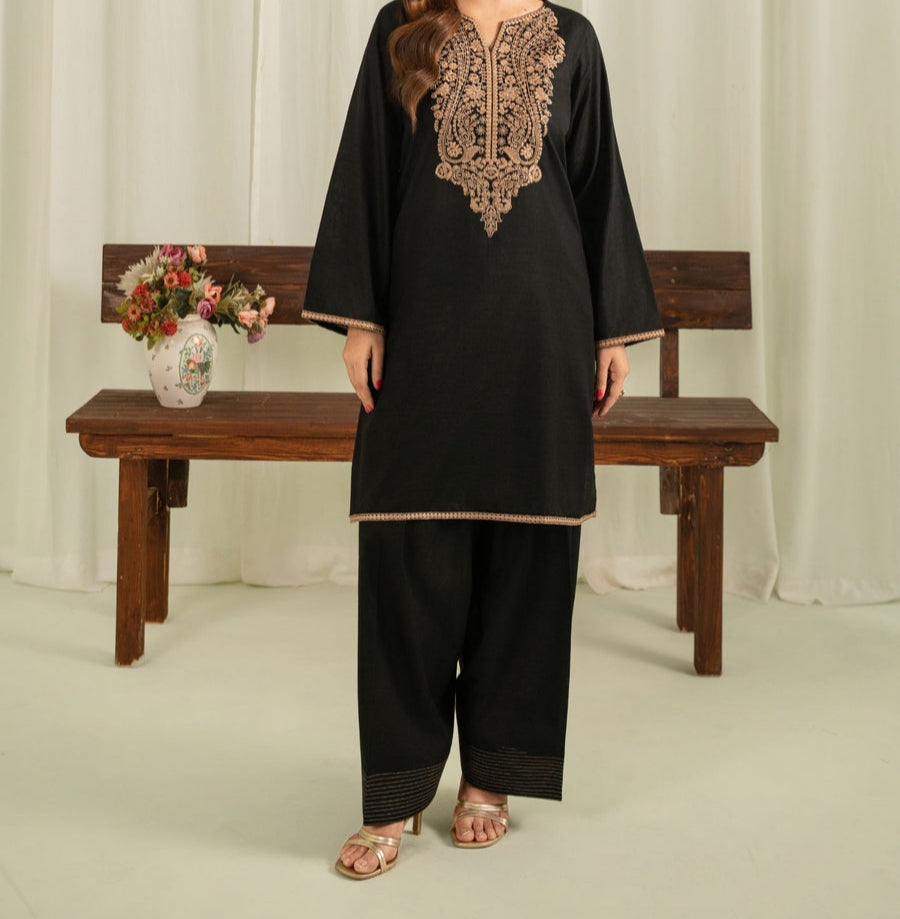 2pc Embroidered Khaddar with Farshi Shalwar Black AML-W25-0052